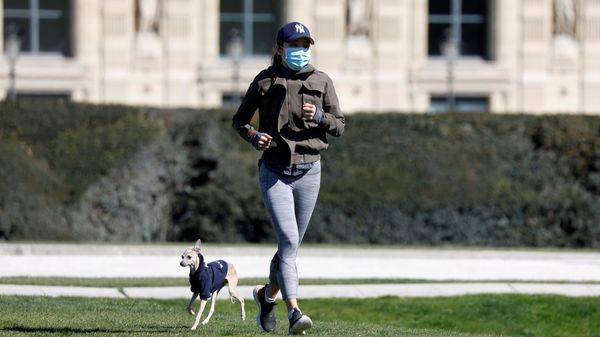 Running and jogging are to be banned in Paris from 10 am-7 pm starting tomorrow - livemint.com - France - city Paris