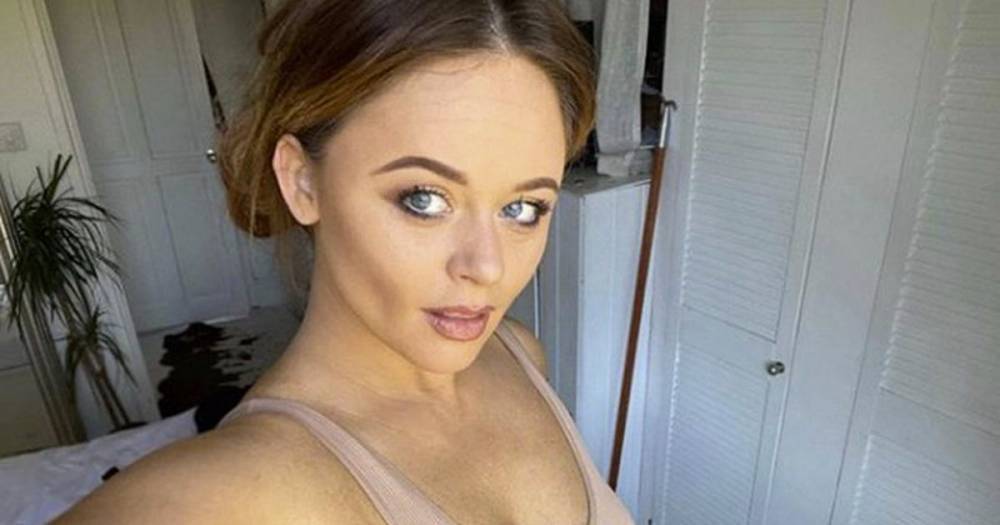 Emily Atack - Charlotte Hinchcliffe - Emily Atack thrills fans as she shares Inbetweeners throwback pic - dailystar.co.uk - Britain - state Indiana