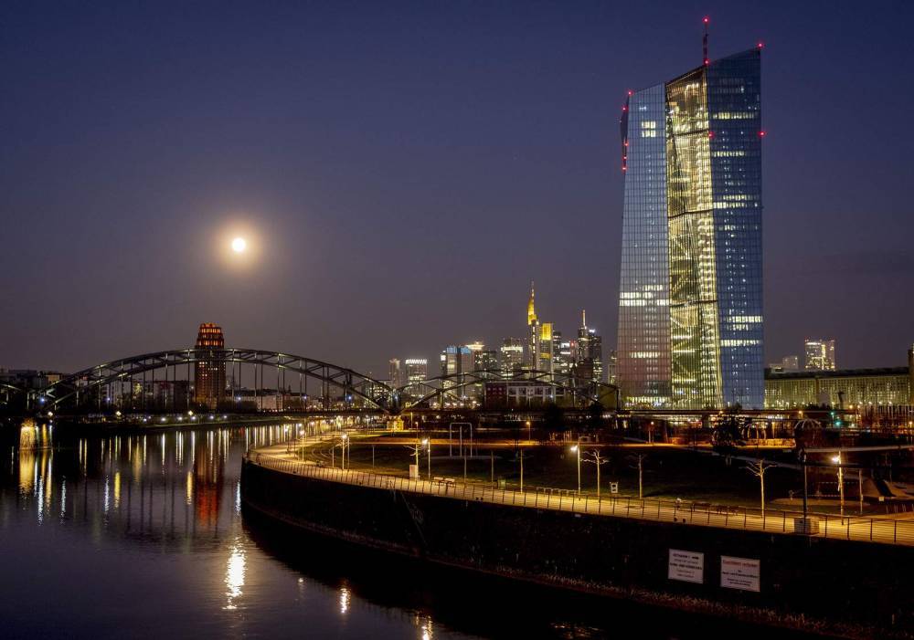 ECB takes action to keep banks lending during virus crisis - clickorlando.com