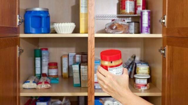 Food pantry helps keep kitchens stocked as families struggle with economic effects of coronavirus - clickorlando.com - state Florida - county Seminole