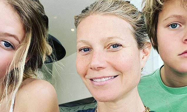 Gwyneth Paltrow - Gwyneth Paltrow shares a rare shot of kids while working from home - dailymail.co.uk - Los Angeles - state California