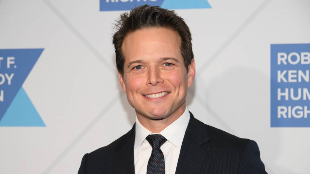 Scott Wolf Reveals How He and Wife Kelley Are Sharing Kid Duties While Self-Isolating (Exclusive) - etonline.com