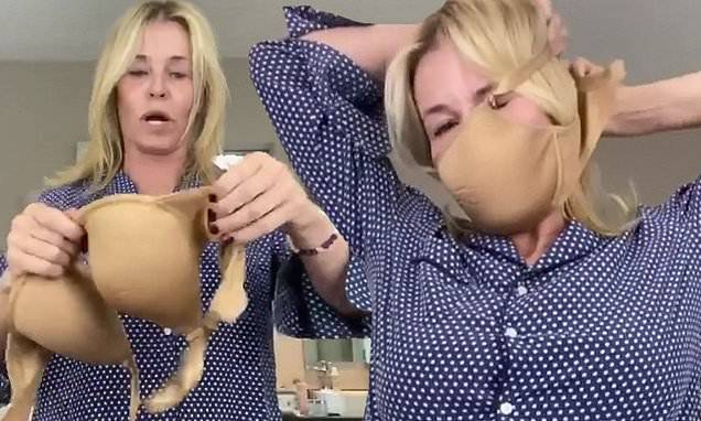 Chelsea Handler - Chelsea Handler wraps a BRA around her head to make a homemade face mask during self isolation - dailymail.co.uk