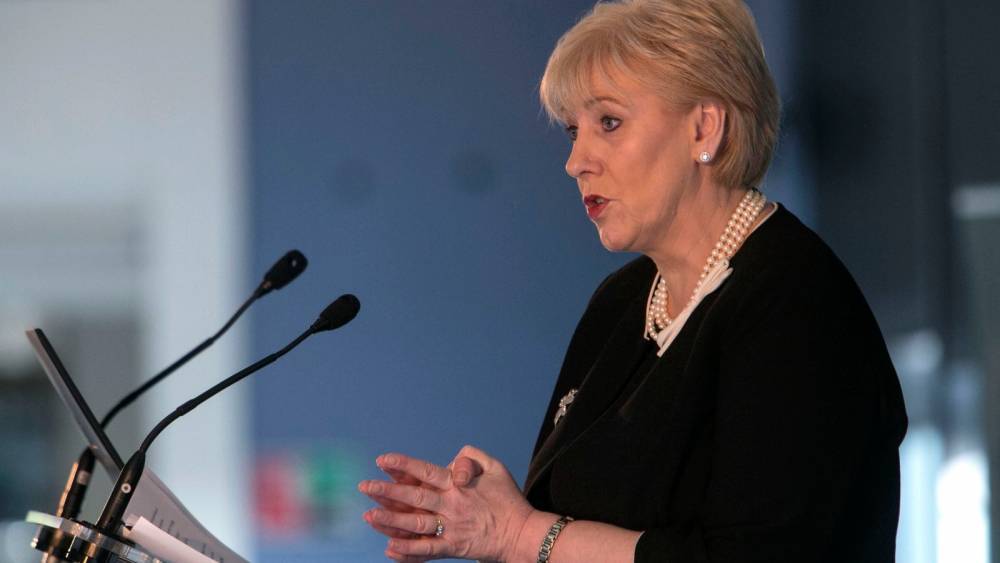 Heather Humphreys - New supports announced for Covid-19 impacted businesses - rte.ie - Ireland