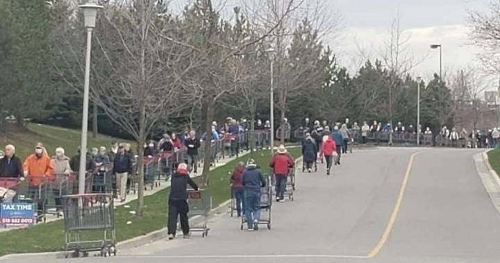 Coronavirus: Photo appearing to show lineup outside Costco in London, Ont., raises concerns - globalnews.ca - city London