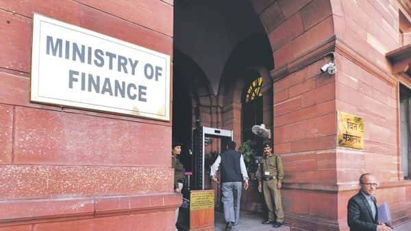 Finance ministry says due to lockdown govt’s cash position may be stressed in Q1 - livemint.com