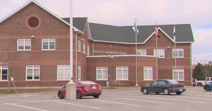 Nova Scotia Health - Blood collection in Elmsdale, N.S., suspended in favour of COVID-19 testing - globalnews.ca - county Centre