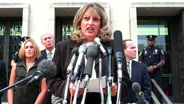 Linda Tripp: 5 Things To Know About Clinton Whistleblower Who Died At 70 - hollywoodlife.com