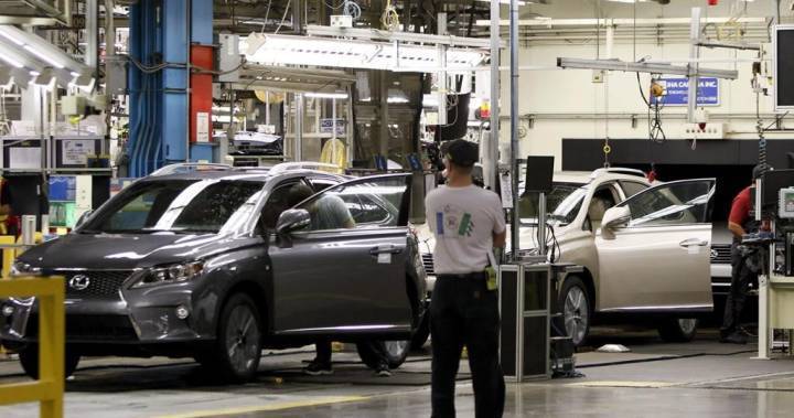Toyota extends North American shutdown into May due to coronavirus pandemic - globalnews.ca - Usa - Canada - Mexico