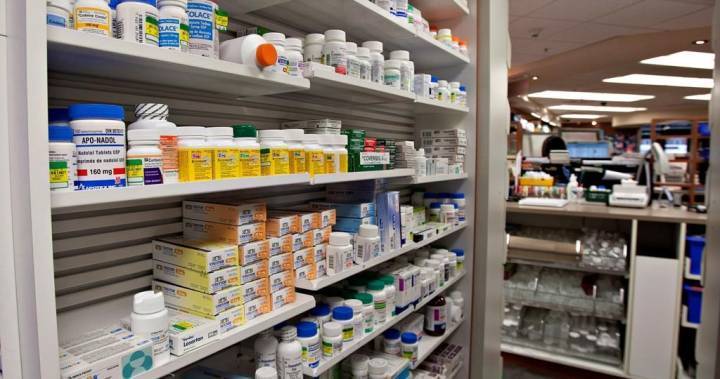 Respect 30-day prescription rule as possible shortages loom: N.B. pharmacists - globalnews.ca