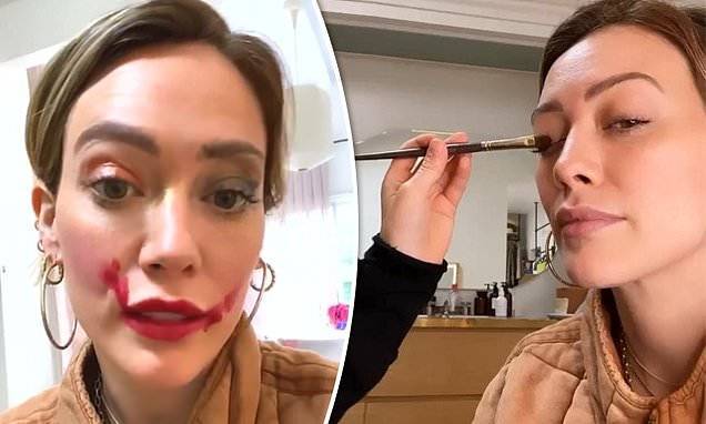 Hilary Duff - Mike Comrie - Hilary Duff lets her eight-year-old son Luca apply her makeup in a hilarious new Instagram video - dailymail.co.uk