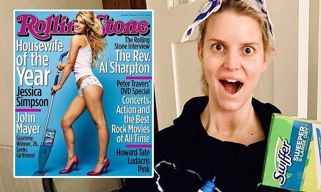 Jessica Simpson - Jessica Simpson recreates iconic 2003 Rolling Stone cover as she cleans house during quarantine - dailymail.co.uk