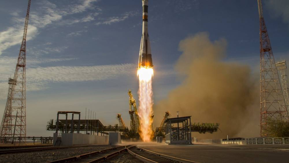 Chris Cassidy - Ivan Vagner - Space station crew blast off despite virus-hit build-up - rte.ie - Russia - Kazakhstan