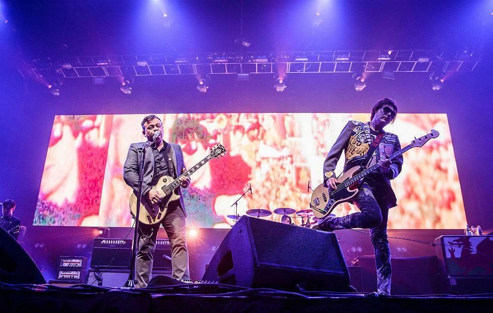 Manic Street Preachers: “We’ve all got a stake in the NHS” - nme.com