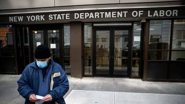 Covid-19 impact: Record 16.8 mn have sought US jobless aid since virus outbreak - livemint.com - Usa - Washington