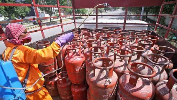 IOC has delivered over 3.38 cr LPG cylinders in last 15 days - livemint.com - city New Delhi - India