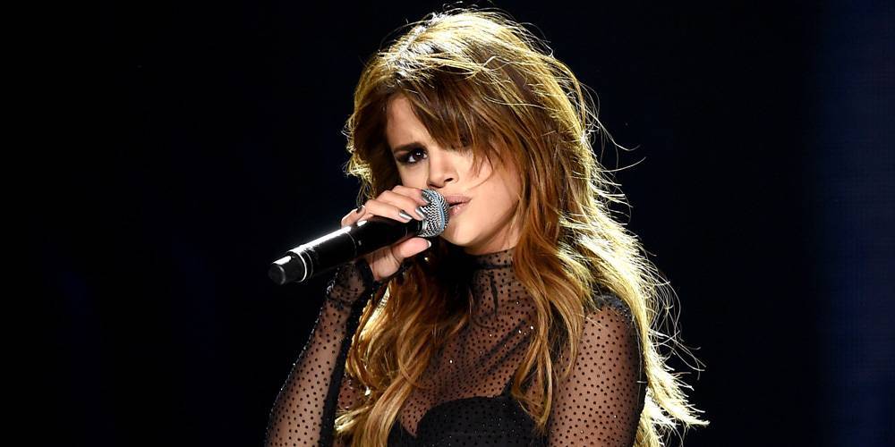 Selena Gomez - Selena Gomez Releases 'Rare' Deluxe Edition - Listen to the New Songs! - justjared.com - county Love