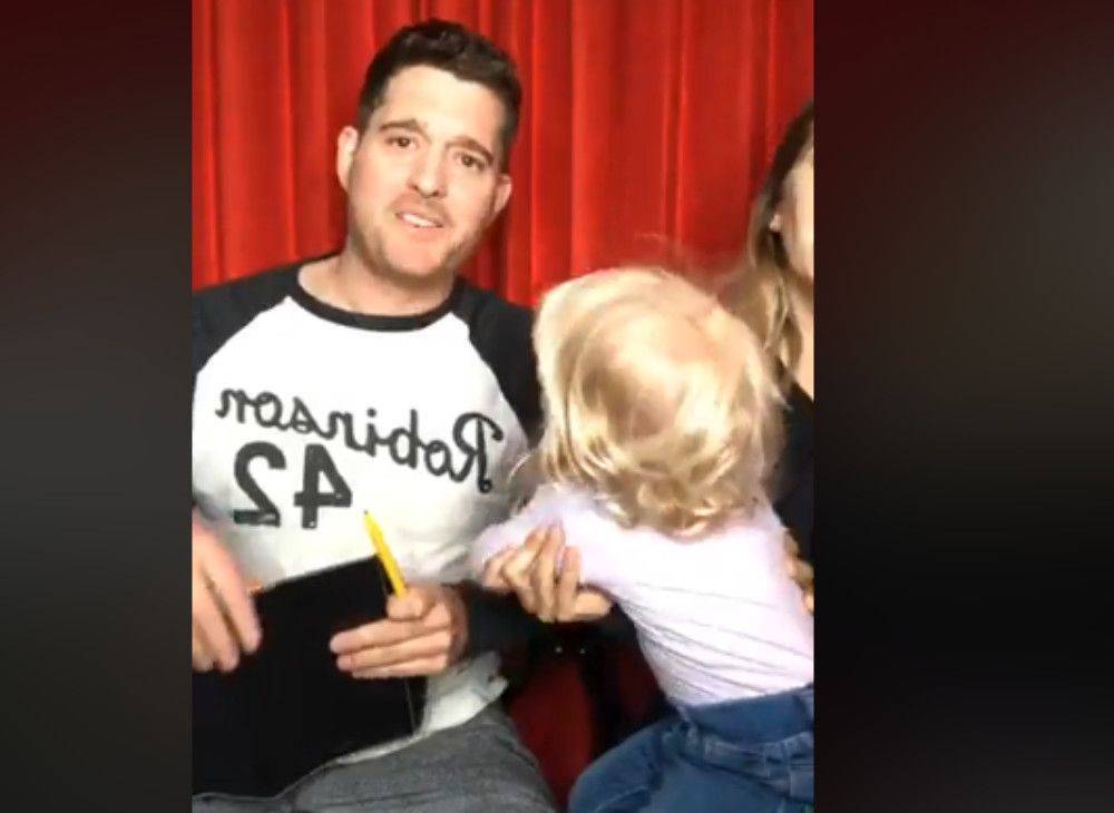Luisana Lopilato - Michael Bublé And Luisana Lopilato’s Adorable Daughter Makes Rare Appearance, Pair Give Fans Tips On What To Watch While In Isolation - etcanada.com