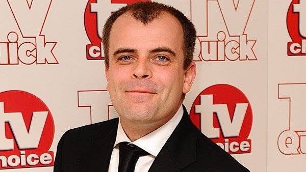 Steve Macdonald - Simon Gregson - Coronation Street star Simon Gregson recovering after ‘awful’ coronavirus - breakingnews.ie - Britain - city Holby