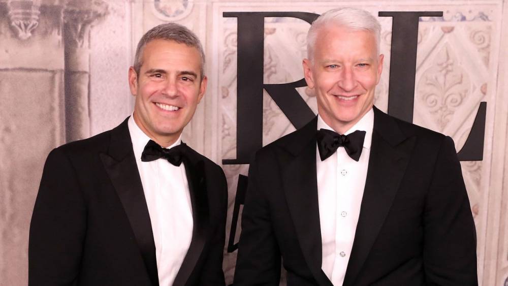Andy Cohen - Andy Cohen Shares Pic of Anderson Cooper Outside His Window as They Practice Social Distancing - etonline.com - city New York - county Anderson - county Cooper
