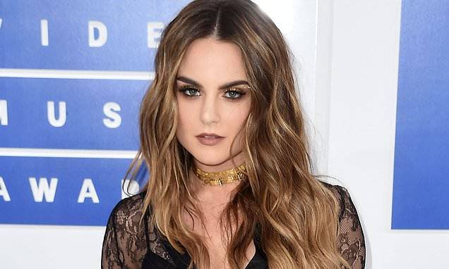 JoJo decided to be celibate for 10 MONTHS after cheating on her ex-boyfriend - dailymail.co.uk