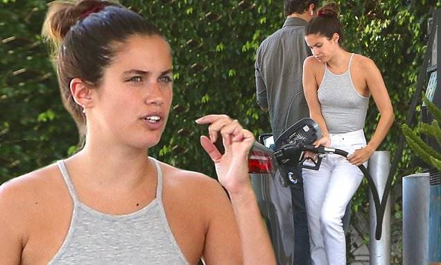 Sara Sampaio - Sara Sampaio goes braless in a tank top as she fills up her car with gas in West Hollywood - dailymail.co.uk - Los Angeles - city Los Angeles - city Hollywood