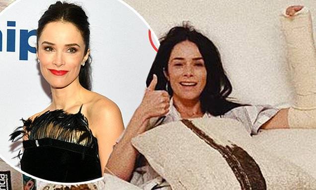 Abigail Spencer - Abigail Spencer is on the mend after breaking her wrist doing a back handspring for COVID-19 relief - dailymail.co.uk