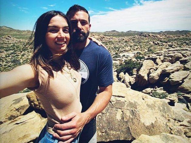 Ana De-Armas - Ben Affleck and Ana de Armas go Instagram official - torontosun.com - Cuba