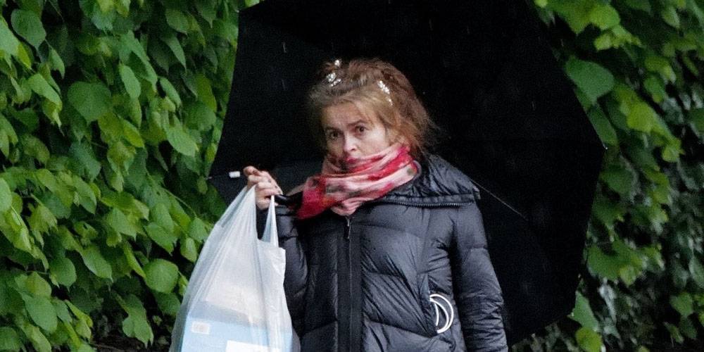 Helena Bonham-Carter - Helena Bonham Carter Braves the Rain on a Grocery Run in London Amid Quarantine - justjared.com - Britain - city London, Britain