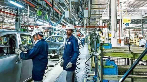 Auto industry appeals to home ministry to allow operations - livemint.com - India - city Mumbai