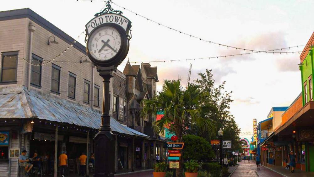 Old Town in Kissimmee to start accepting guests again Monday - clickorlando.com - city Old