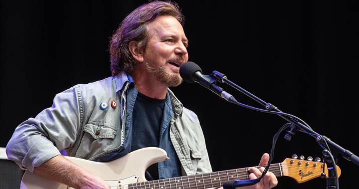 Laura Dern - Pearl Jam - Eddie Vedder - Eddie Vedder offers Pearl Jam fans dream birthday package for coronavirus relief - globalnews.ca