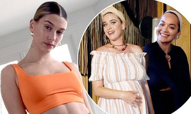 Rita Ora - Katy Perry - Justin Bieber - Hailey Bieber - Hailey Bieber flaunts her toned abs as she promotes Shein Together with Katy Perry and Rita Ora - dailymail.co.uk - Canada - county Ontario