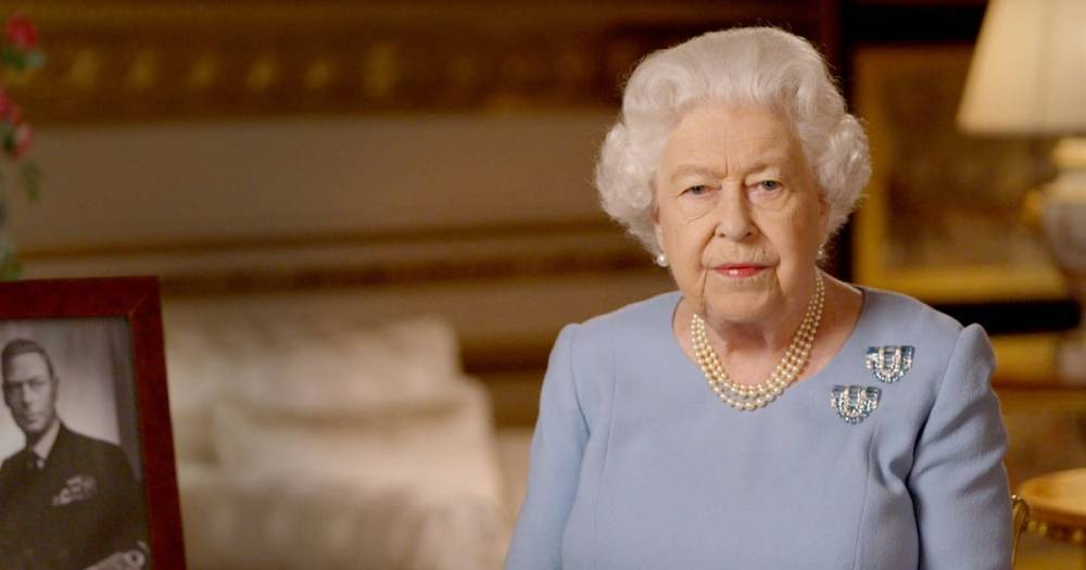 London - Queen won't appear in public 'for months' in longest absence of her reign so far - dailystar.co.uk - South Africa