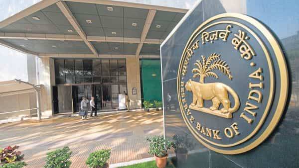 India increases forex investment in securities, deposits with central banks - livemint.com - India - city Mumbai