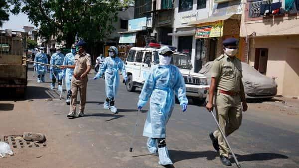 Till Saturday - Coronavirus: Ahmedabad reports 334 'super-spreaders' of COVID-19, shops closed till May 15 - livemint.com - city Ahmedabad