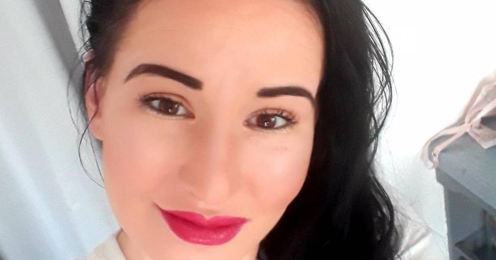 Sister's heartache after woman, 31, dies in her sleep just hours after VE Day party - manchestereveningnews.co.uk - Jordan - county Denton