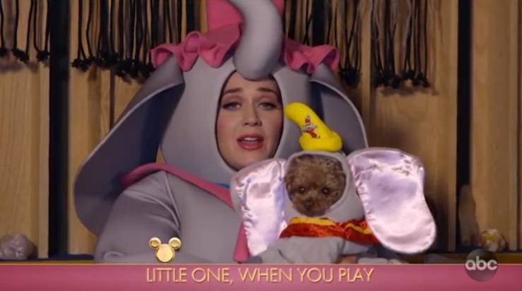 Katy Perry - Katy Perry Sings ‘Baby Mine’ To Her Poodle Nugget - etcanada.com - Usa