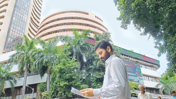 Markets rally fizzle out after 2% gain on firm global shares - livemint.com - China - Japan - Usa - India - Hong Kong