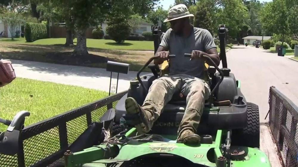 Do Your Part: Lawn service company thanks first responders, health care workers with free cuts - clickorlando.com - state Florida - county Orange