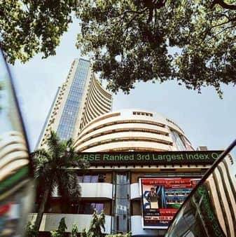 Piramal Enterprises shares plunge 10% on net loss in March quarter - livemint.com - city Mumbai