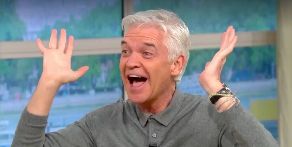 Boris Johnson - Phillip Schofield - This Morning's Phillip Schofield gets a lockdown haircut from his wife on Instagram - digitalspy.com - Britain