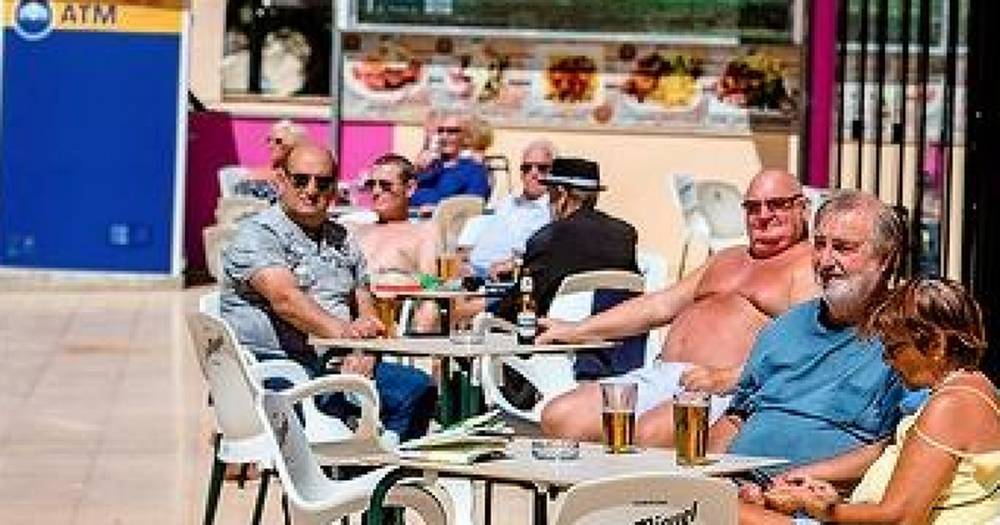 Expats in Benidorm enjoy first pub pint in almost two months as lockdown eased - dailyrecord.co.uk - Spain - Britain