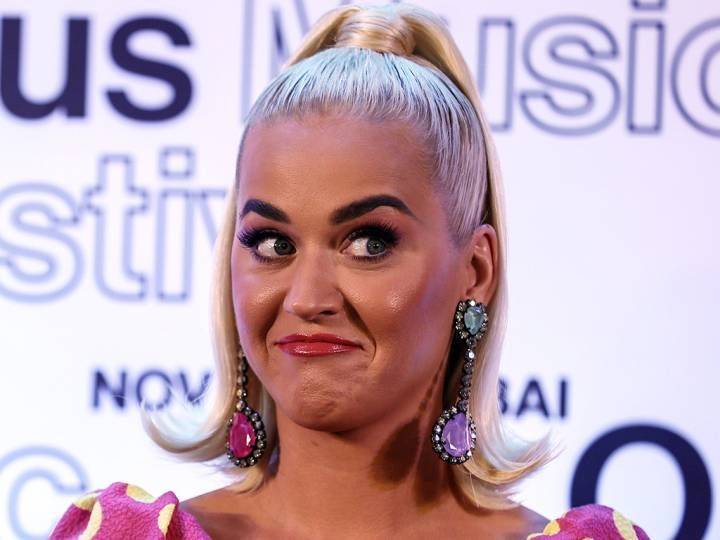 Katy Perry - Katy Perry Shares Sonogram Of Her Baby ‘Giving Middle Finger’ - etcanada.com - Usa