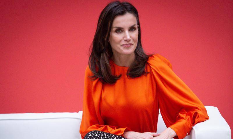 Kate Middleton - José Andrés - Felipe - Queen Letizia volunteers at Red Cross, Kate Middleton’s brother’s new look and more news - us.hola.com - Usa - Spain