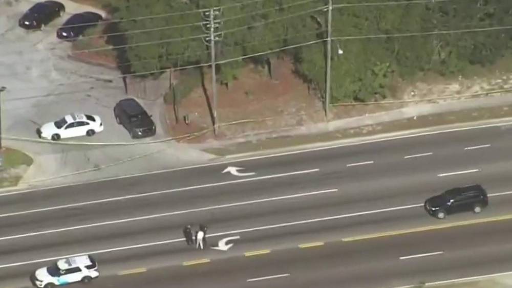 Shooting between vehicles causes closure of Pine Hills Road, deputies say - clickorlando.com - state Florida - county Orange