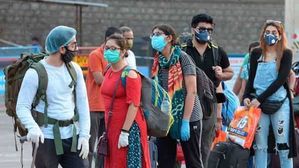 Coronavirus: Number of cured in 24 hours cross daily increase in active cases - livemint.com - India
