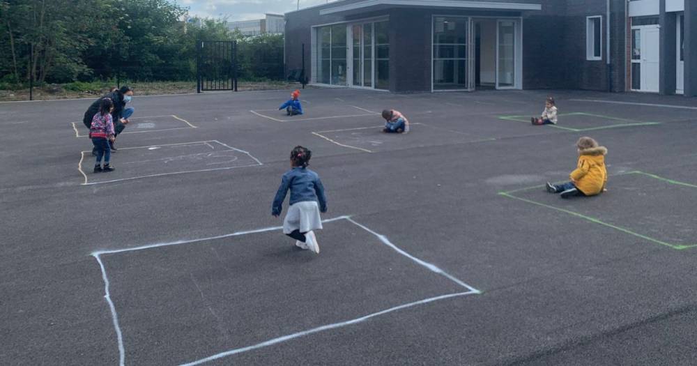 Kids 'playing' in chalk squares shows heartbreaking reality of reopening schools - mirror.co.uk - France - Belgium