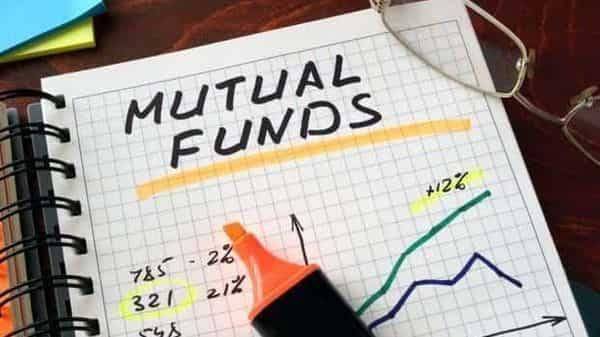 Don’t fear debt mutual funds, but monitor their portfolio to detect risks - livemint.com - India