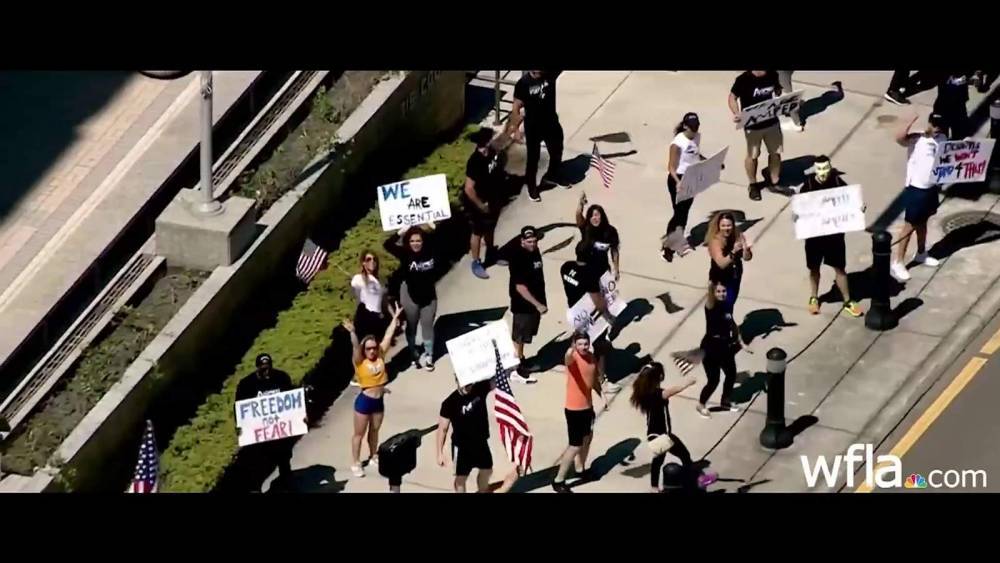 Ron Desantis - Protesters calling for gyms to reopen do squats, push-ups outside Florida courthouse - clickorlando.com - state Florida - county Pinellas - county Clearwater